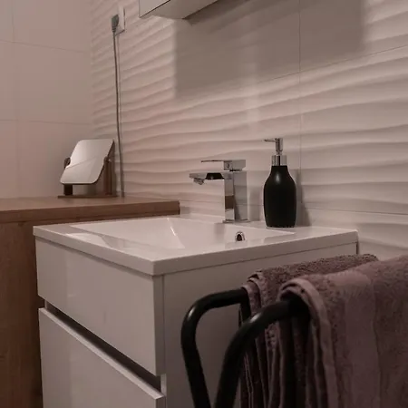 Modern Studio In Pipanova * Lublana